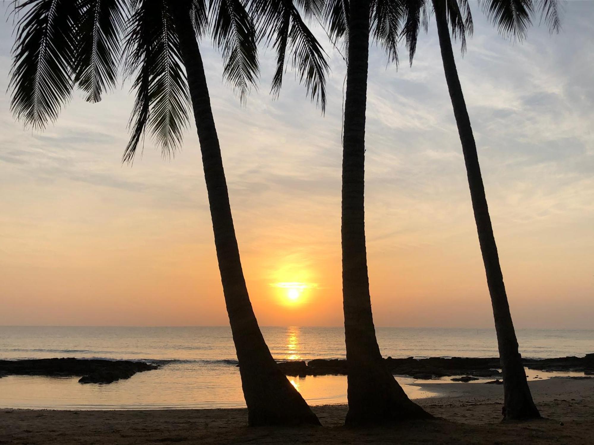 Surya Beach Resort Palawan Aborlan Exterior photo